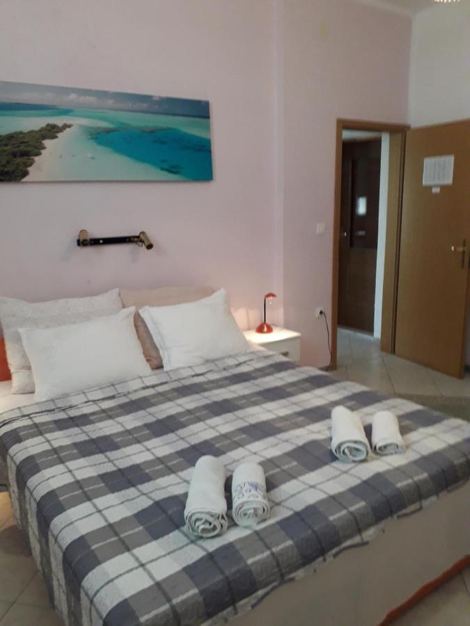 Apartments Panorama โรวีน ภายนอก รูปภาพ